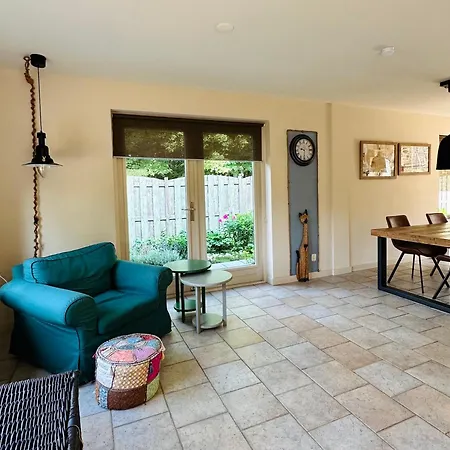 - Tulipa - Nabij De Bloembollenvelden, Het En Feriehus