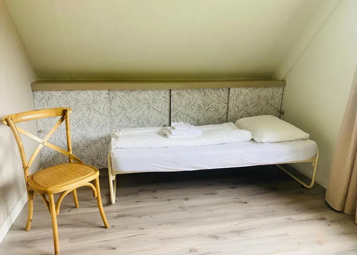 - Tulipa - Nabij De Bloembollenvelden, Het En * Noordwijkerhout